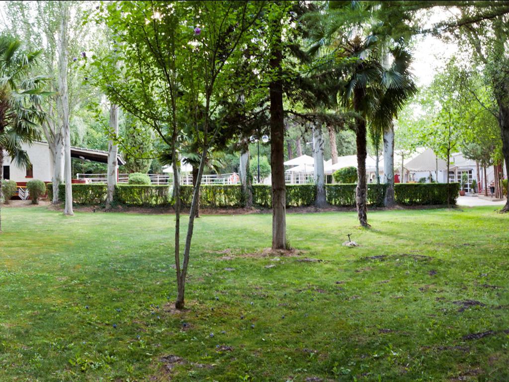 Hotel Balneario Seron Jaraba Buitenkant foto