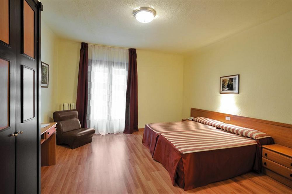 Hotel Balneario Seron Jaraba Buitenkant foto